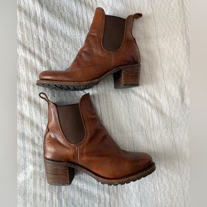 Frye Heeled Chelsea Boot